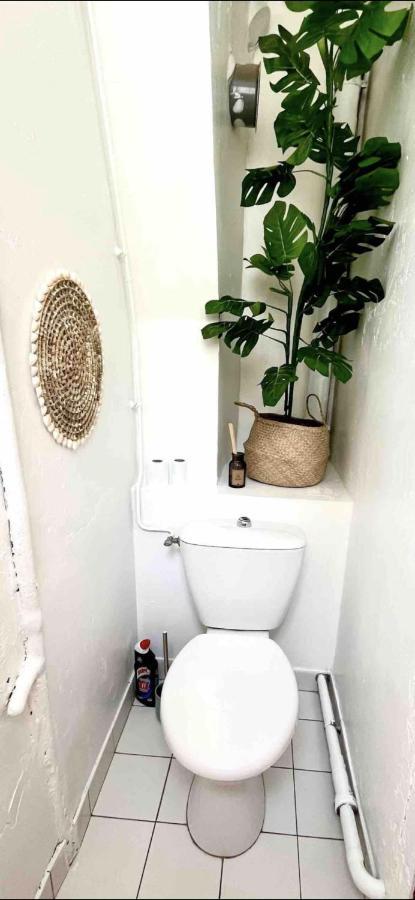 Apartamento Cosy Studio Saint-Lazare París Exterior foto
